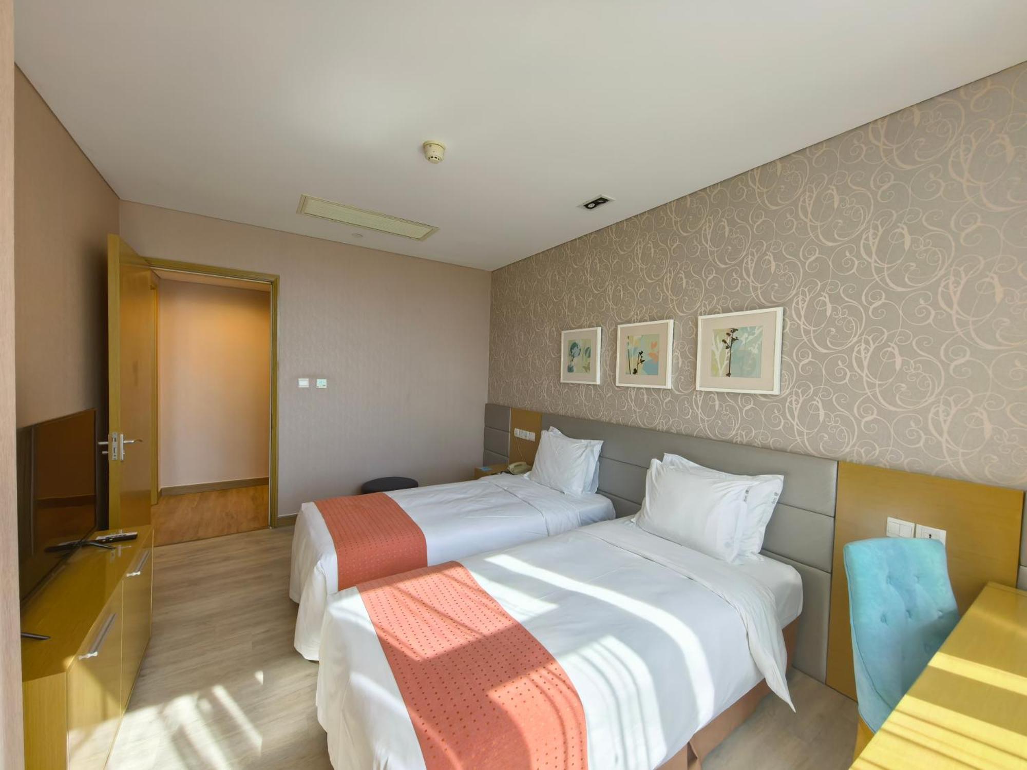 Holiday Inn Express Beijing Yizhuang By Ihg - Taxi 1 Hour To International Airport And 800 Meters To The Nearby Subway Esterno foto